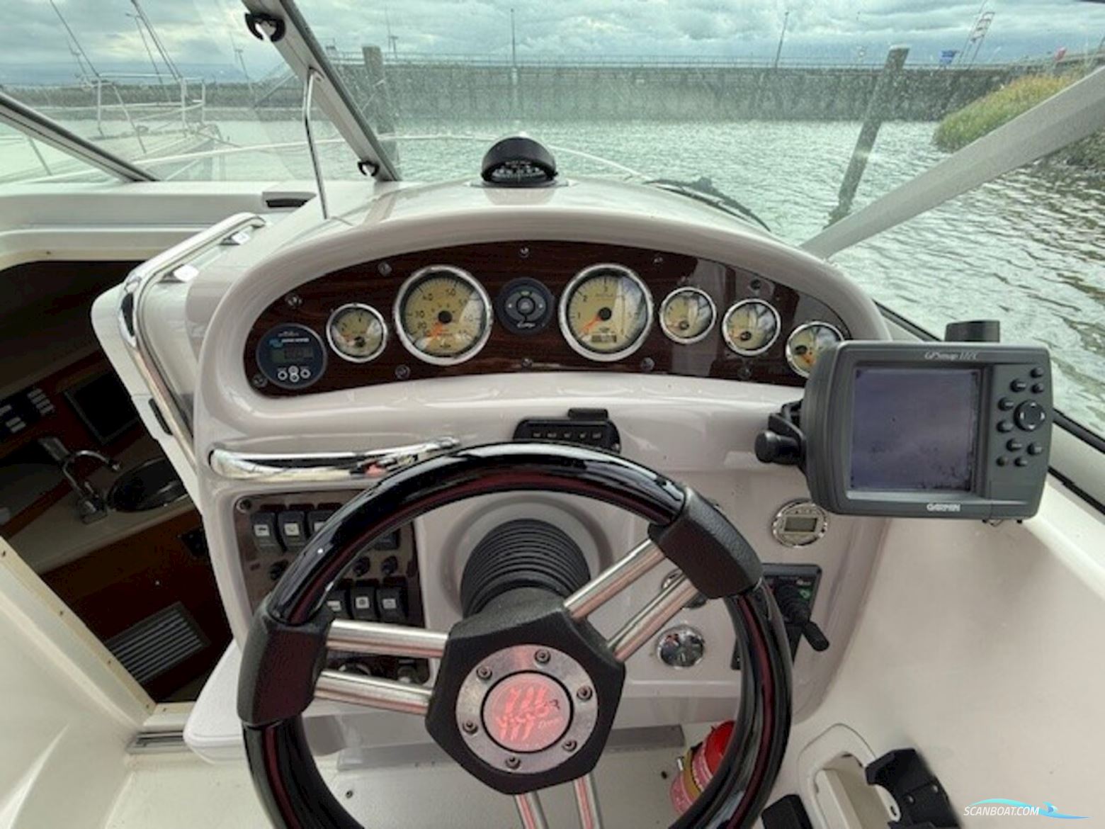 Chaparral 240 Signature