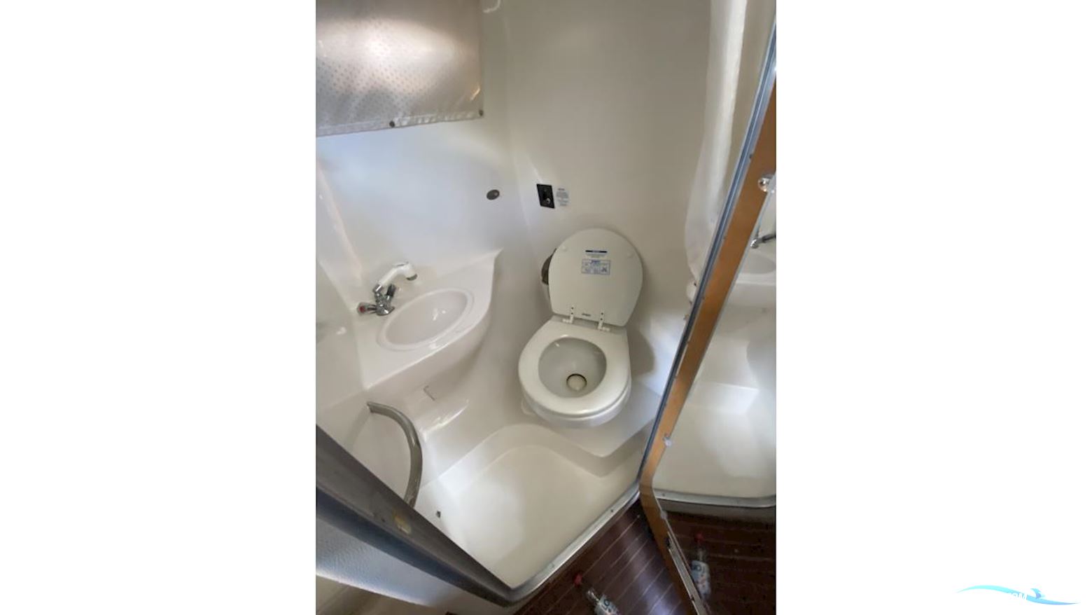 Chaparral 240 Signature