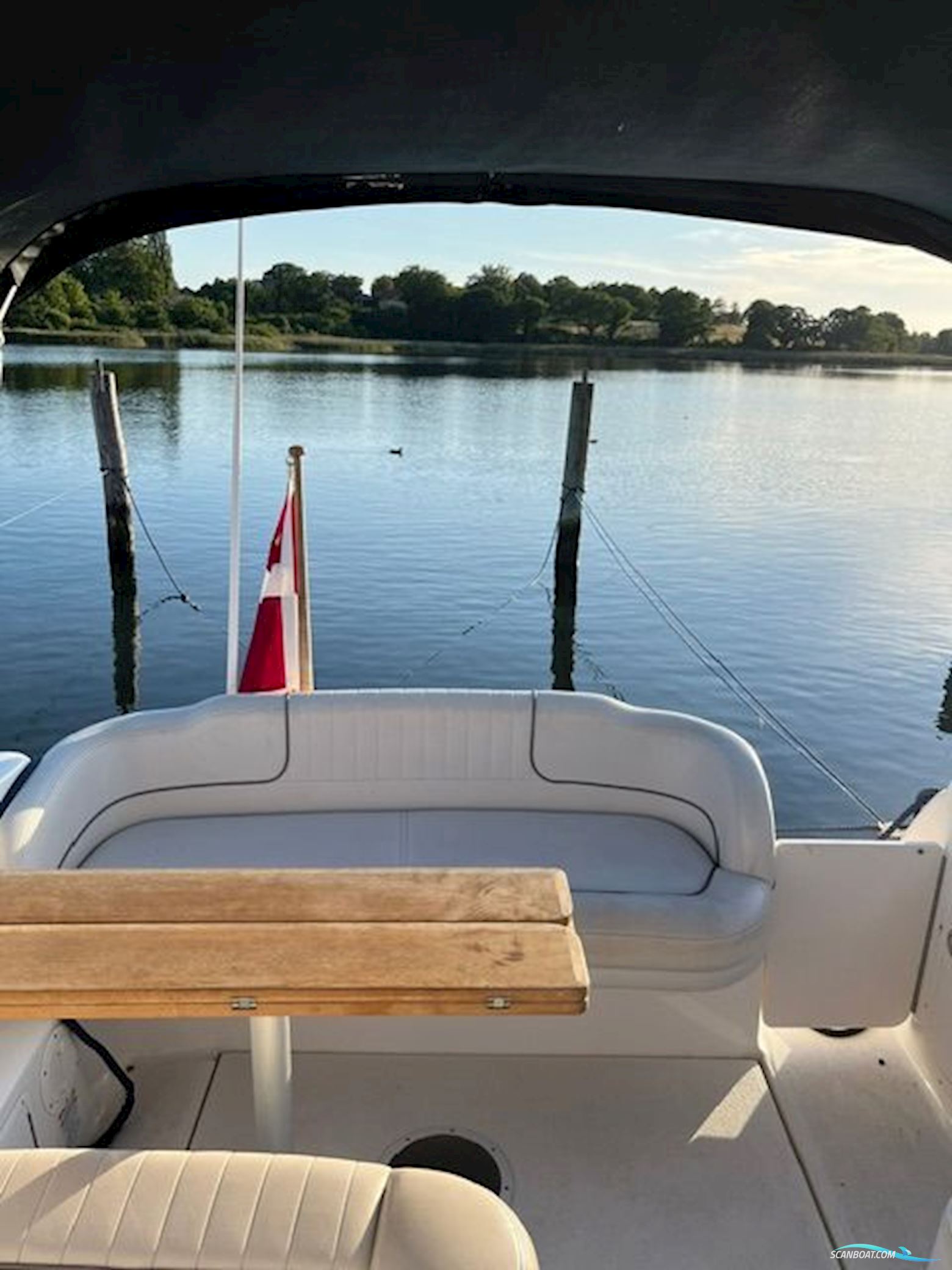 Chaparral 240 Signature
