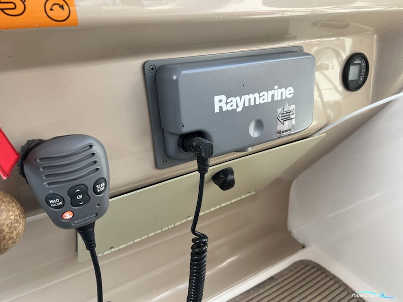 Chaparral 240 signature
