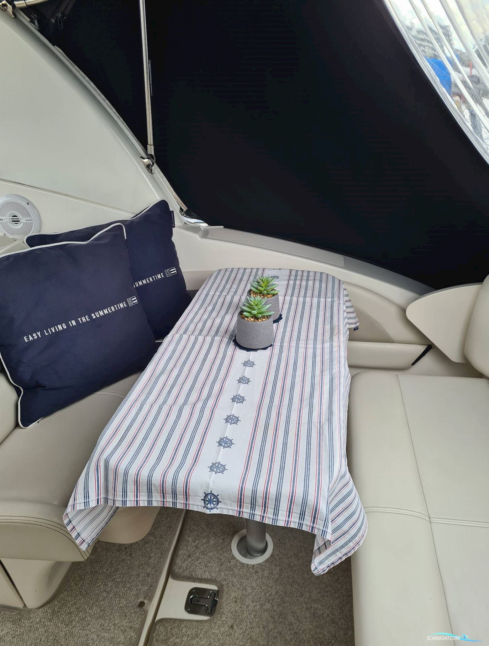 Chaparral 250 Signature - Volvo Penta 5.7L Gxi/Udstyr