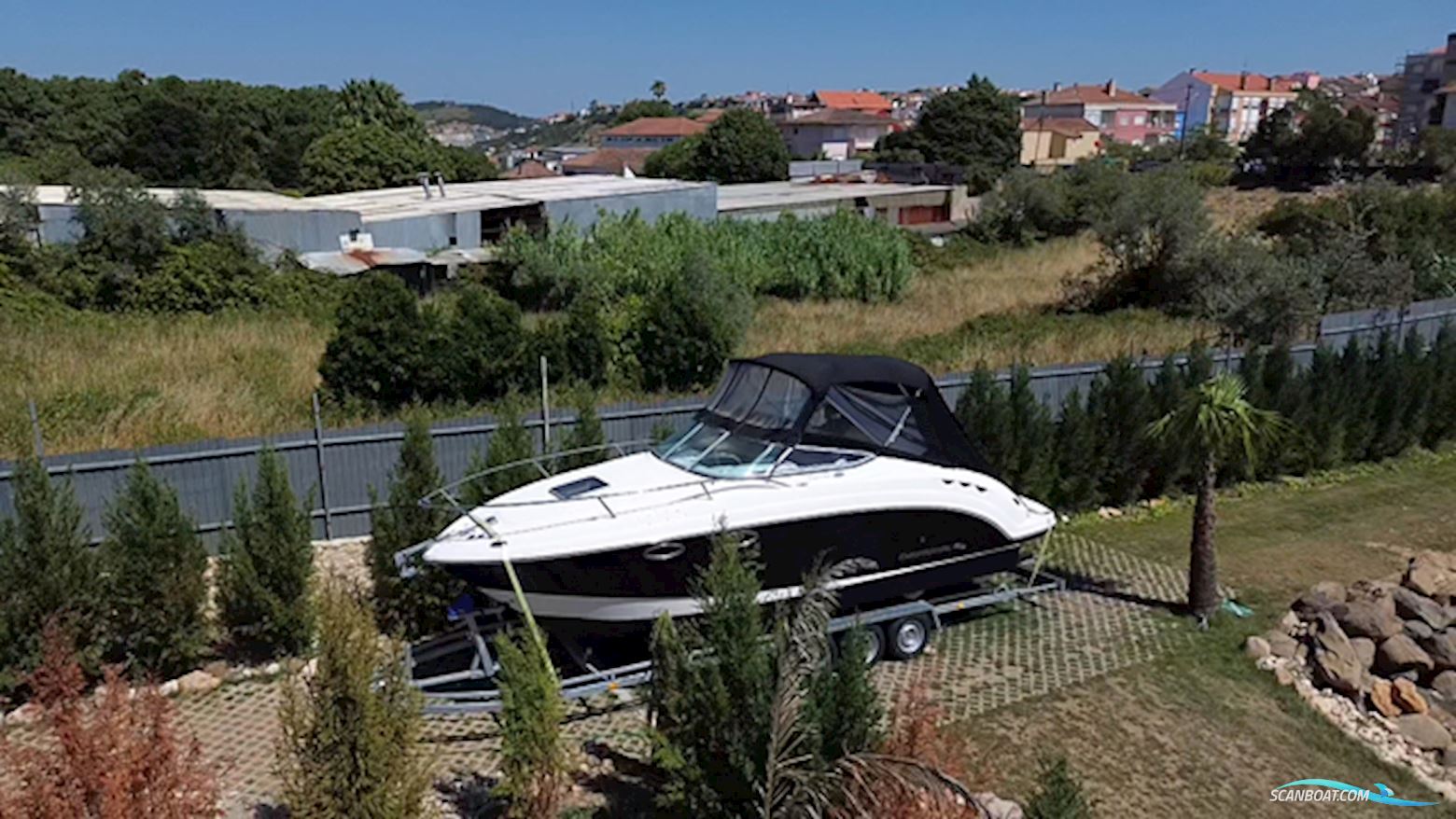 Chaparral 250 Signature