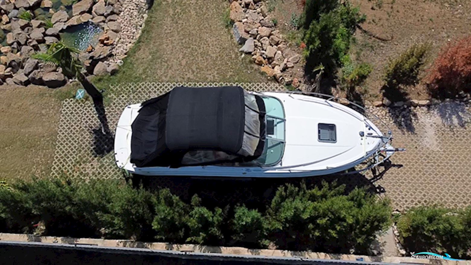Chaparral 250 Signature