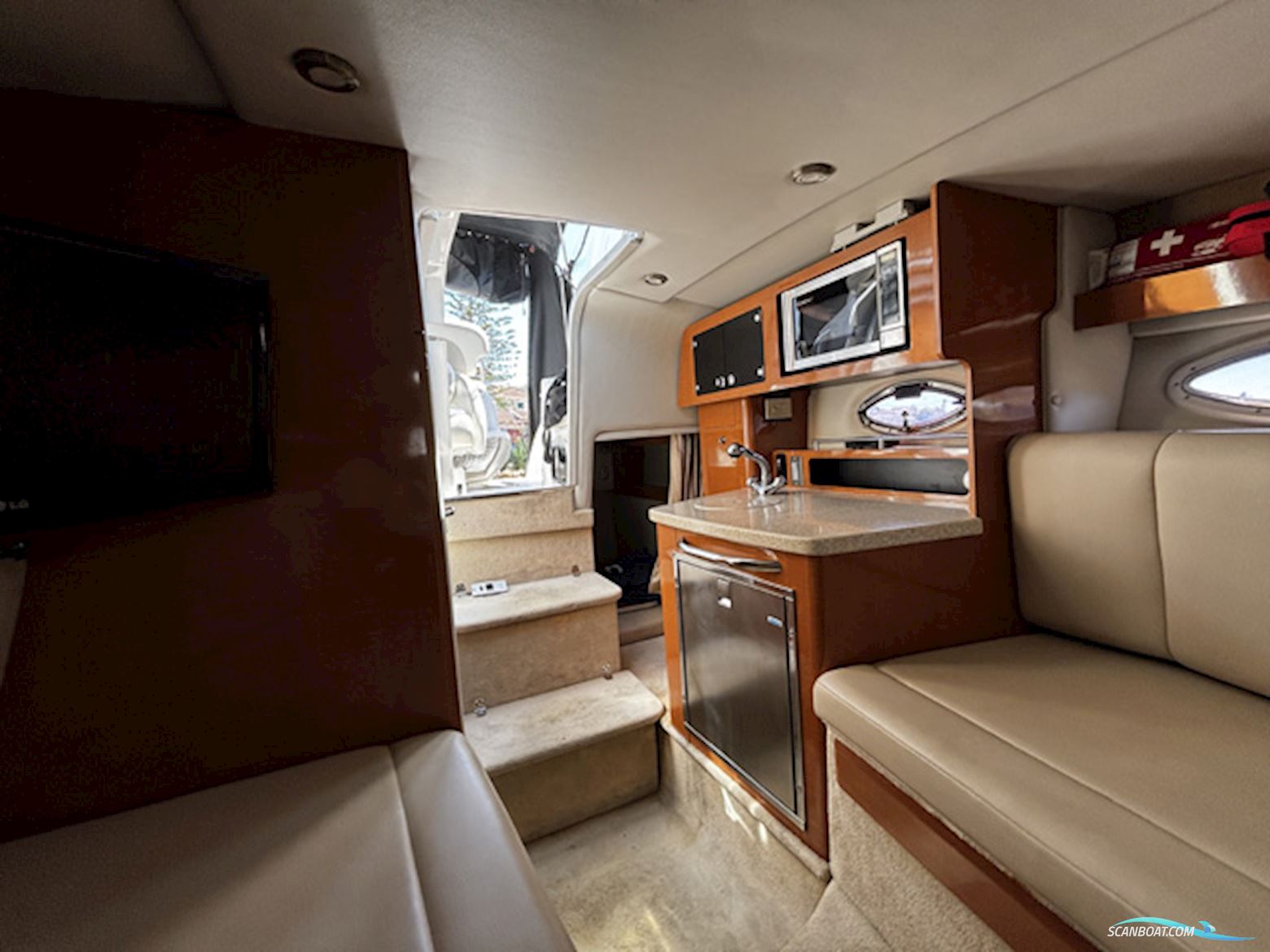 Chaparral 250 Signature