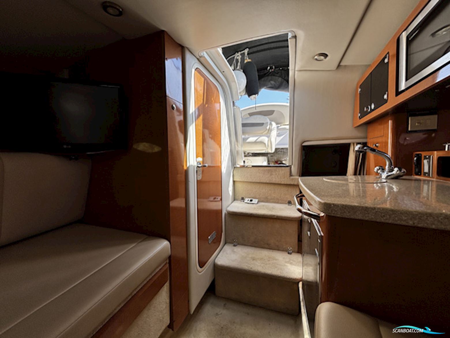 Chaparral 250 Signature
