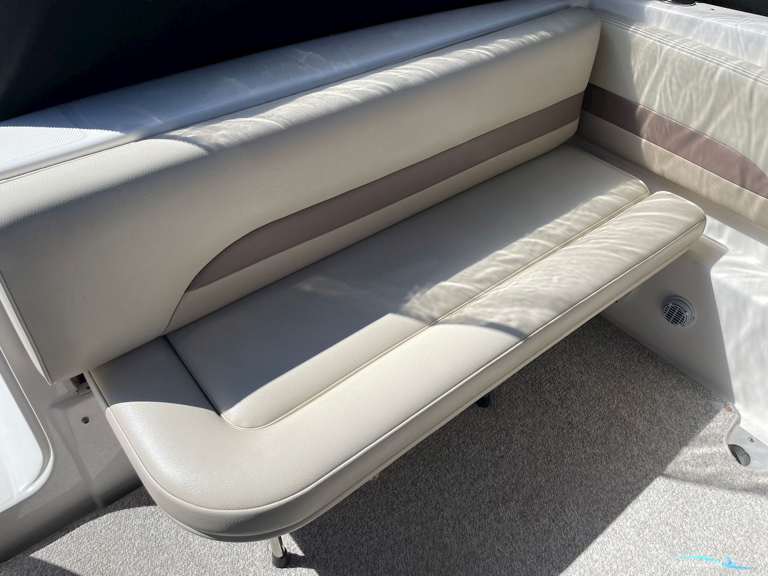 Chaparral 260 Signature