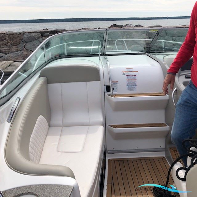 Chaparral 270 Signature