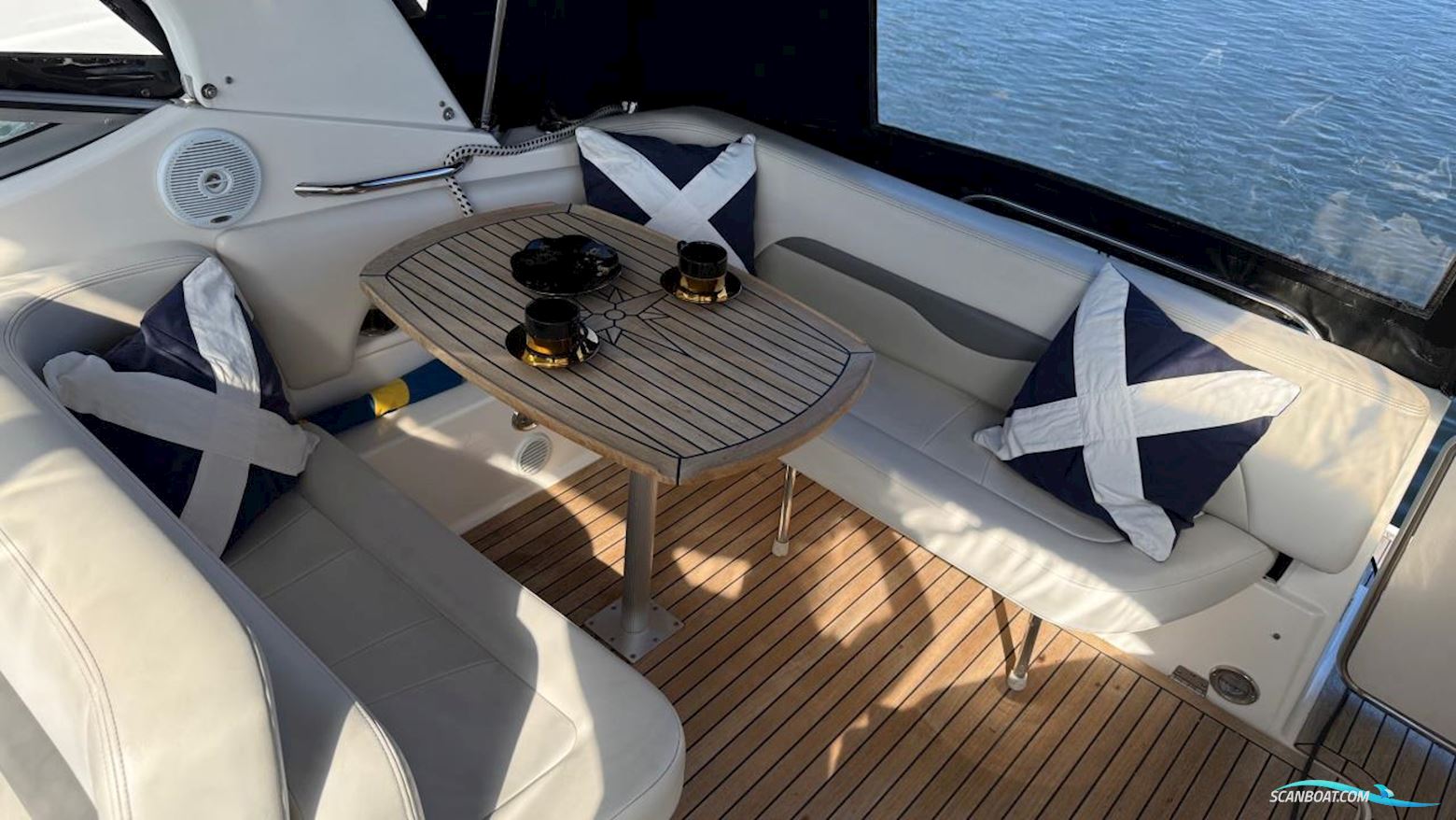 Chaparral 280 Signature