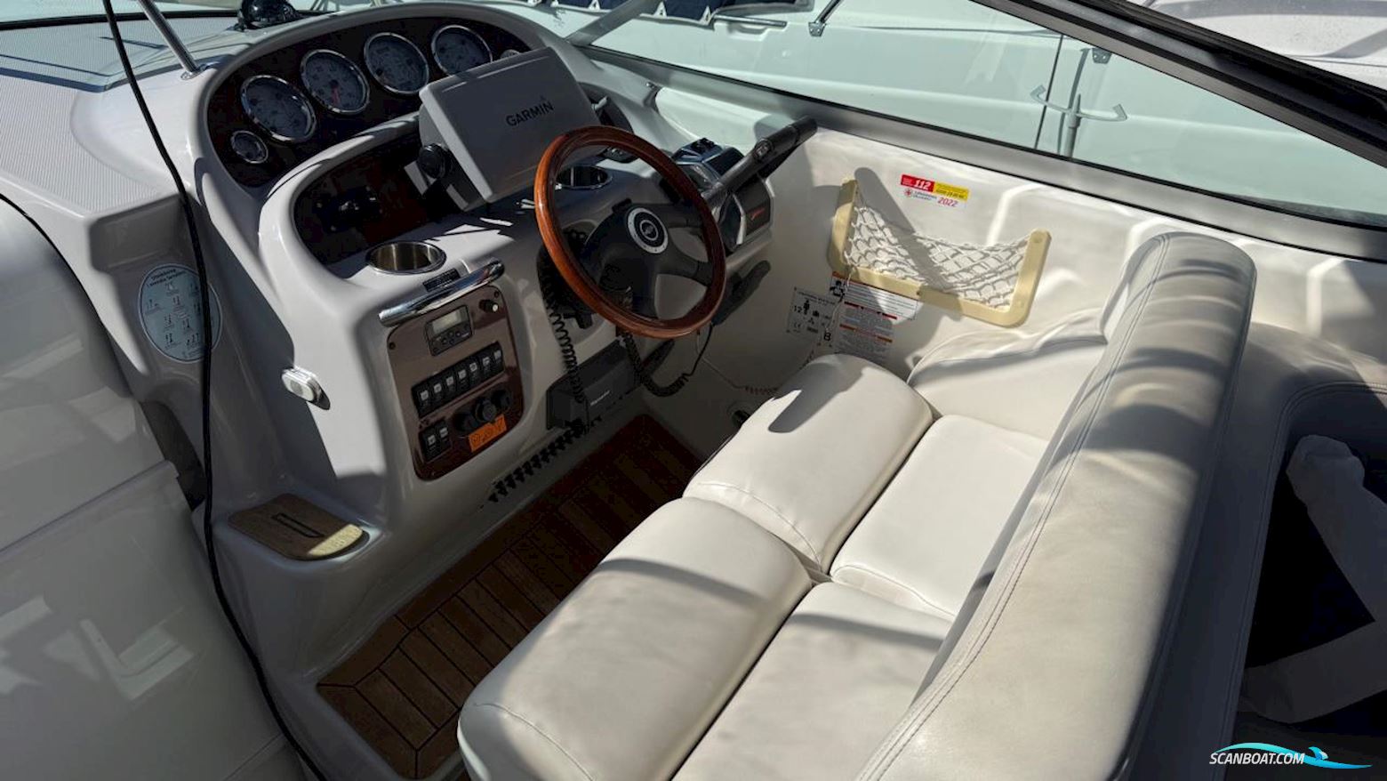 Chaparral 280 Signature