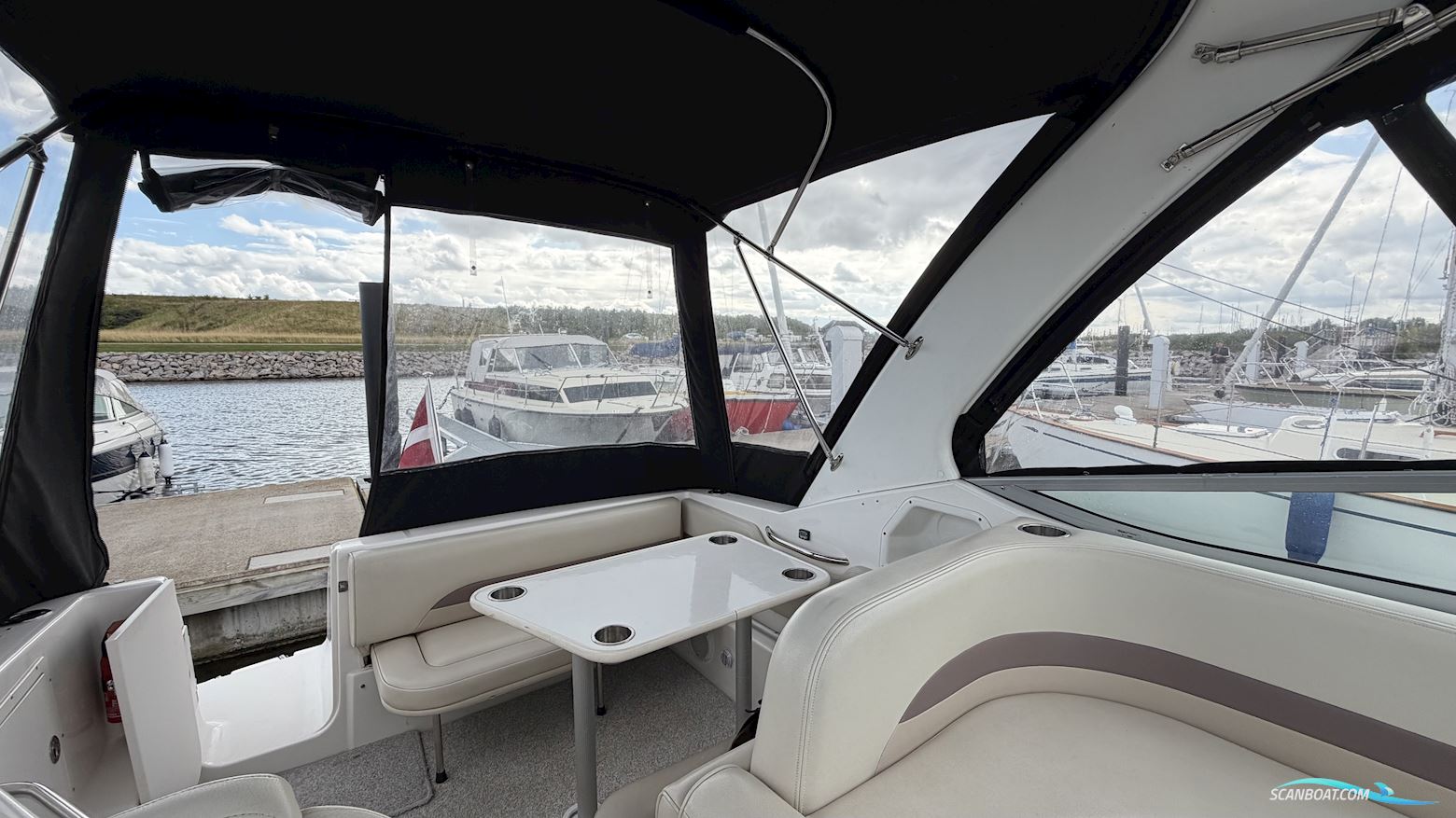 Chaparral Signature 260