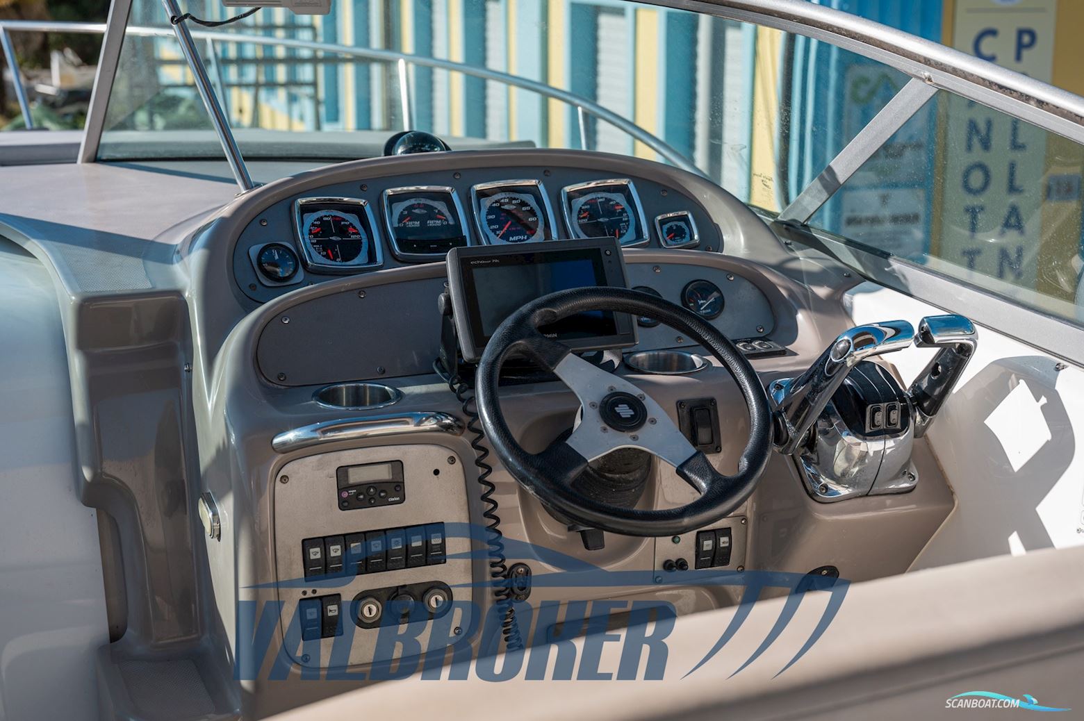 Chaparral Signature 280