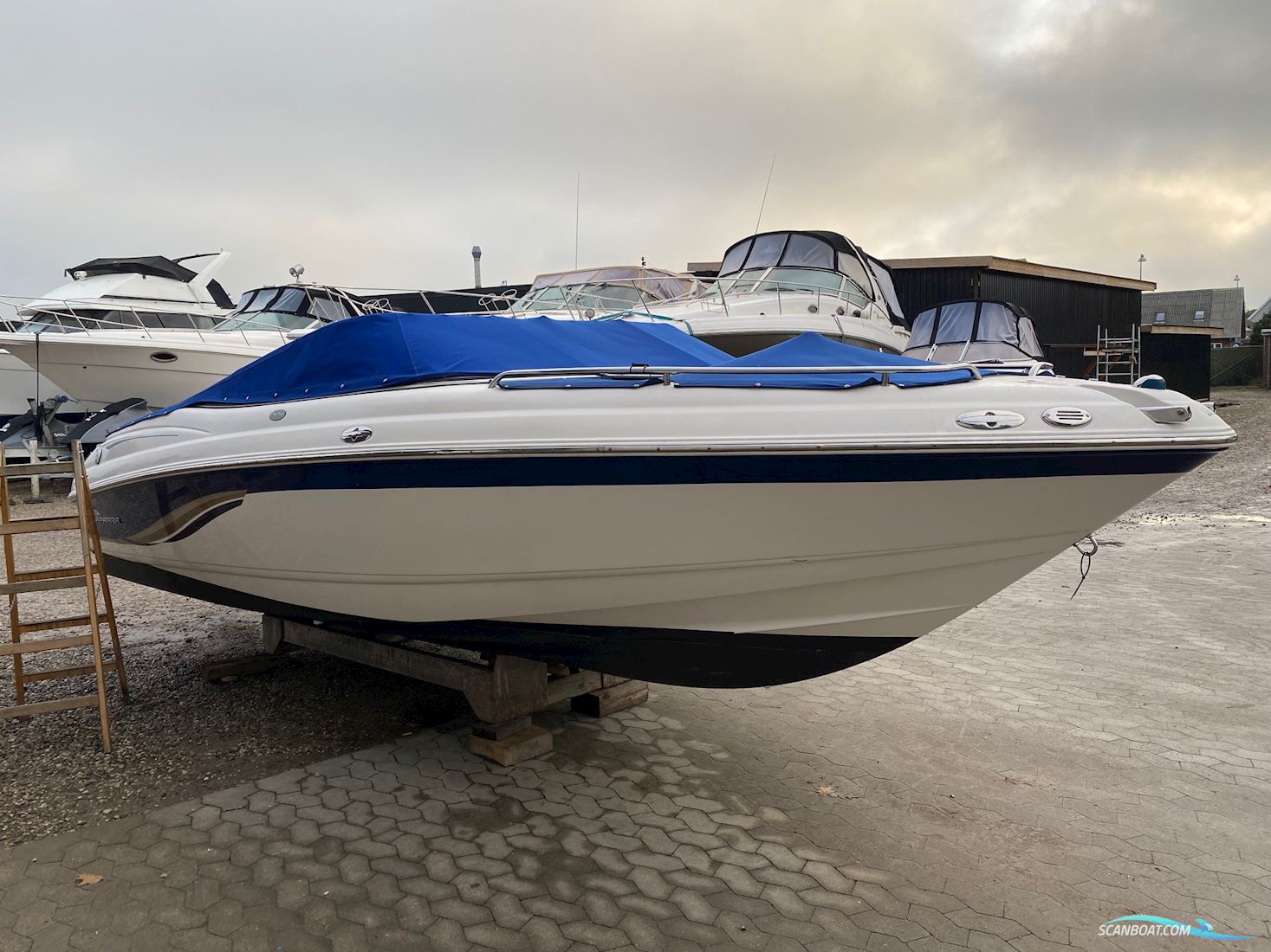 Chaparral Ssi 204 Motorboat 2004, with Volvo Penta 5,0 Gxi-E engine, Denmark