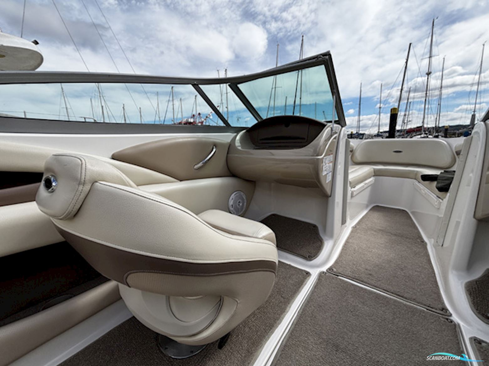 Chaparral SSi 210