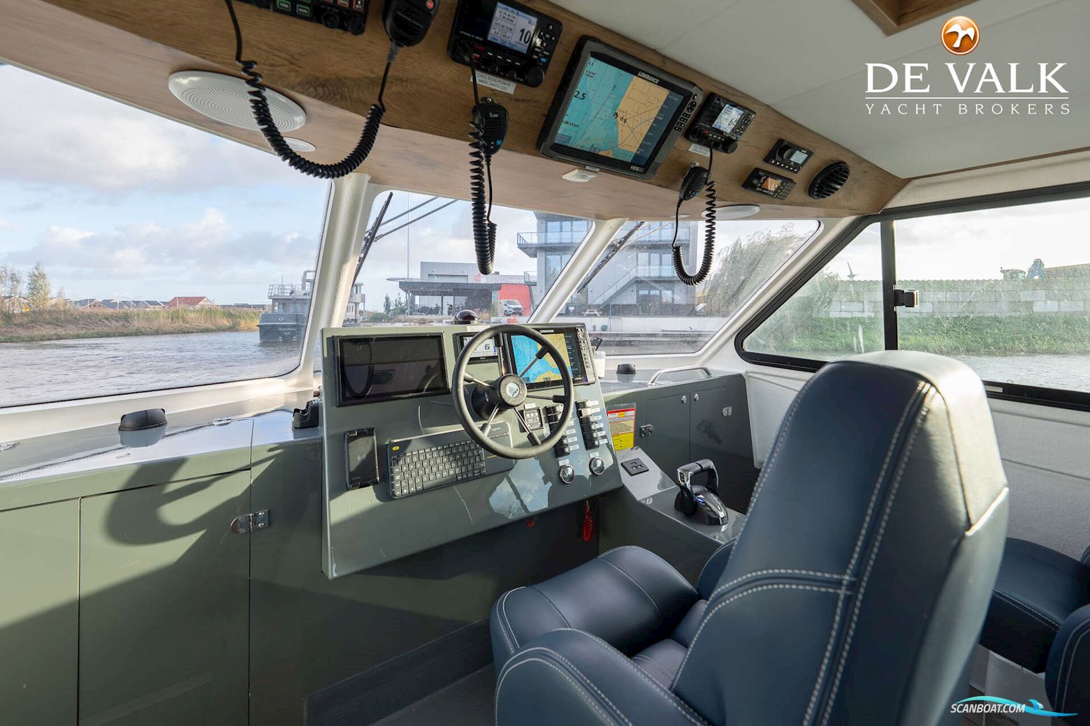 Cheetah catamaran 10.20