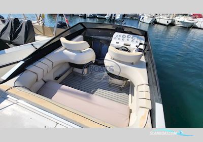 Chris Craft 260 Stinger Motorboat 1988, with Mercruiser engine, France