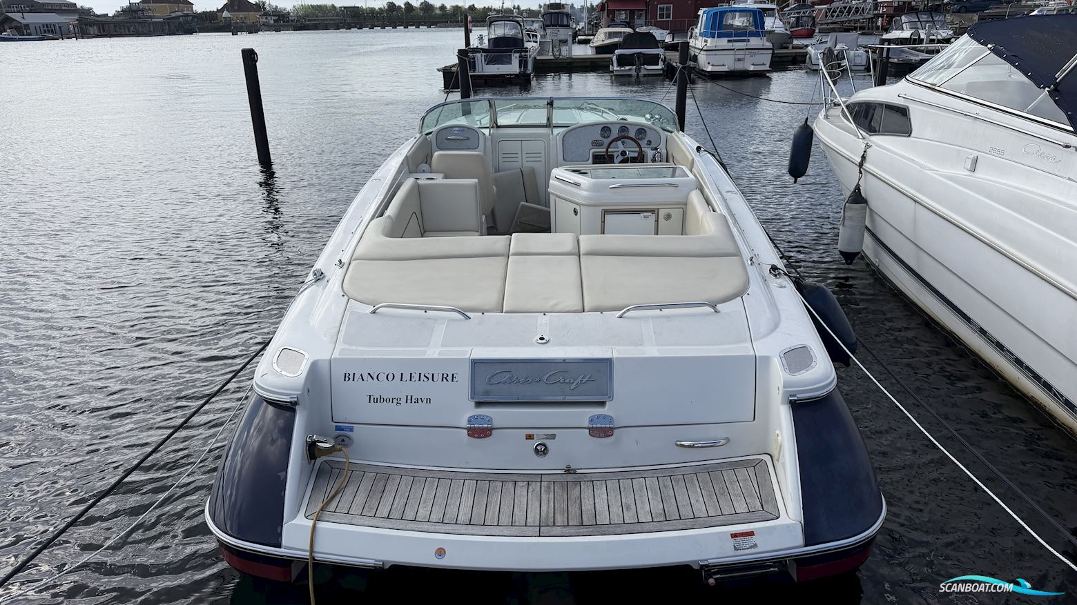 Chris Craft 28 Corsair