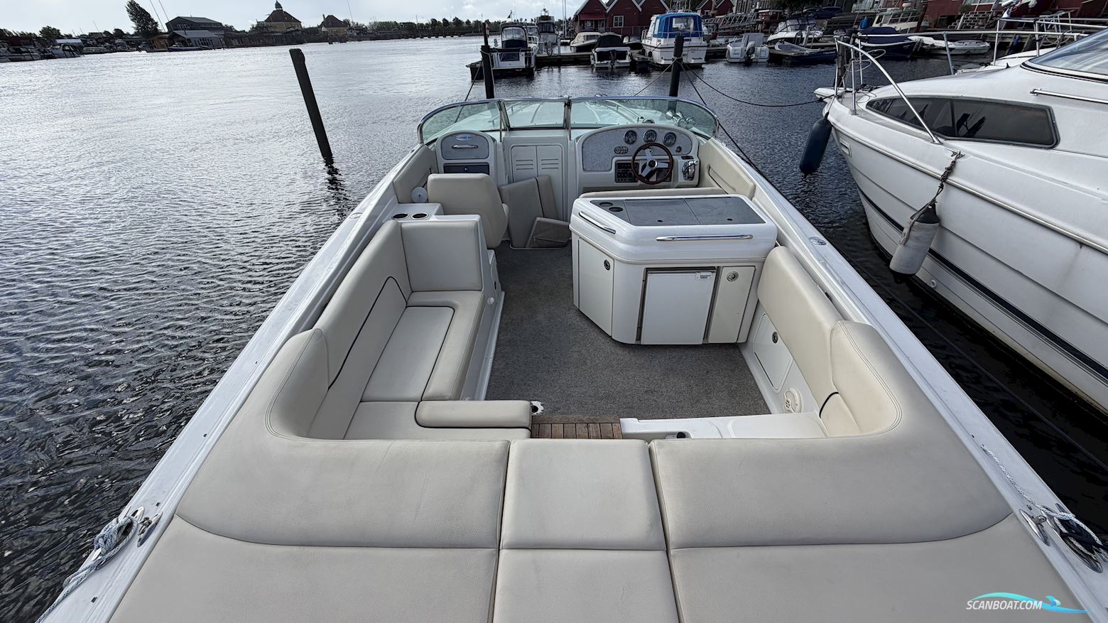 Chris Craft 28 Corsair