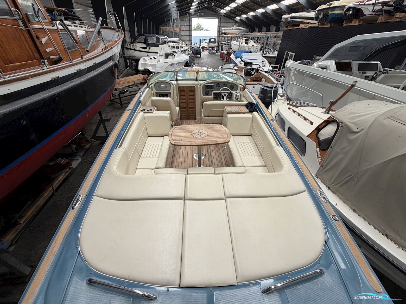 Chris Craft 28 Corsair