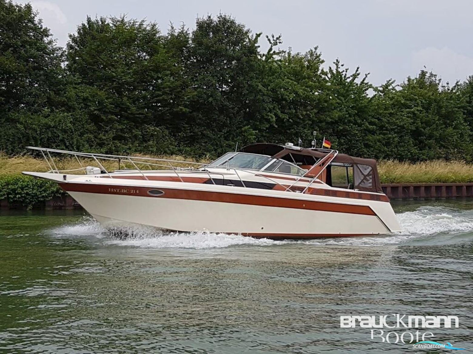 CHRIS CRAFT 370 Amerosport Motorboat 1988, with Volvo Penta engine, Germany