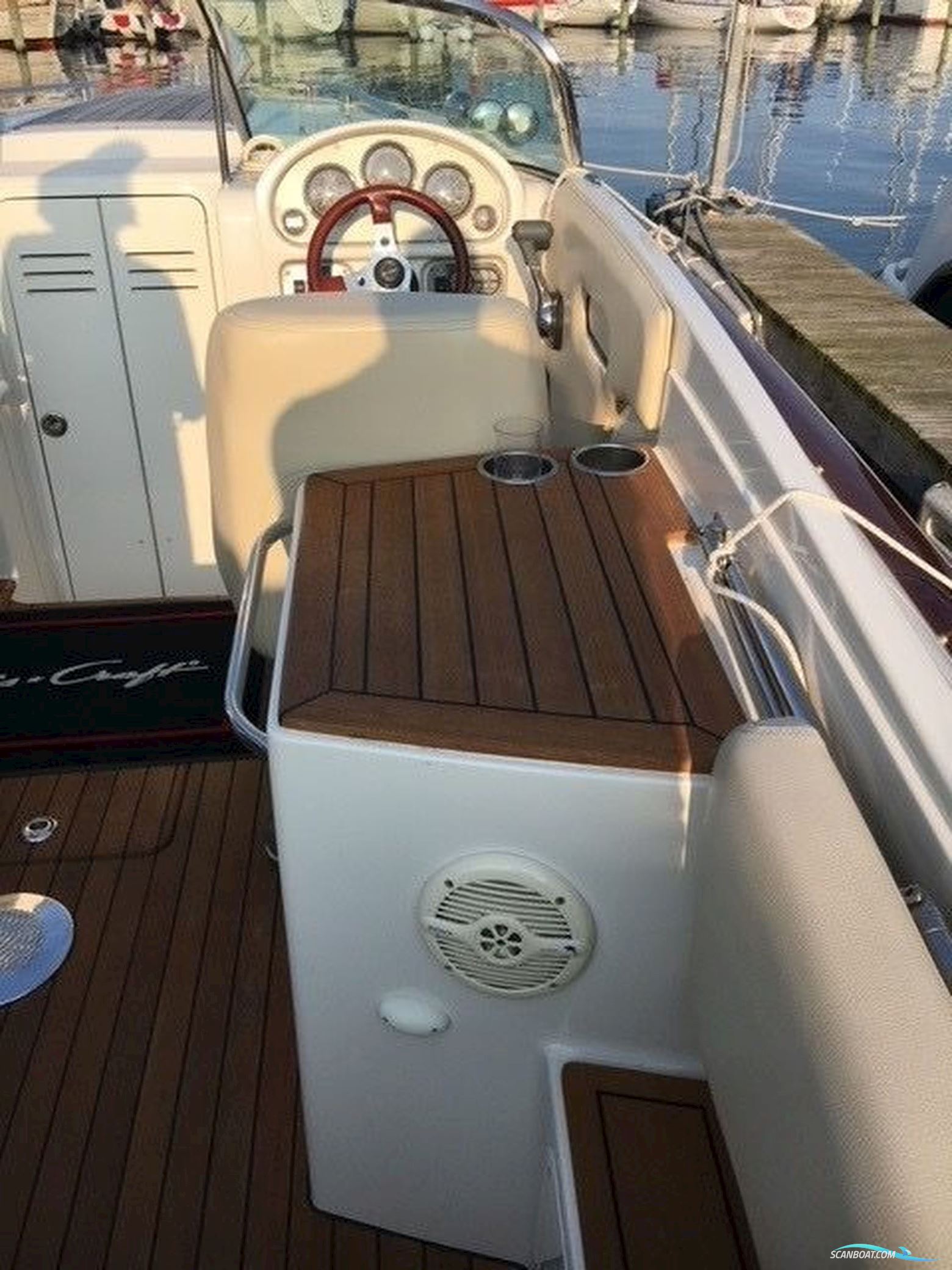 Chris Craft Corsair 25