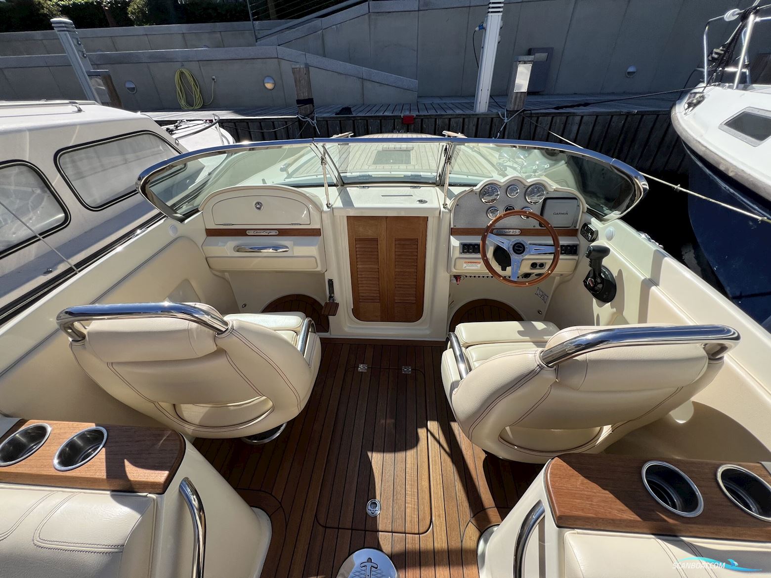 Chris Craft Corsair 25