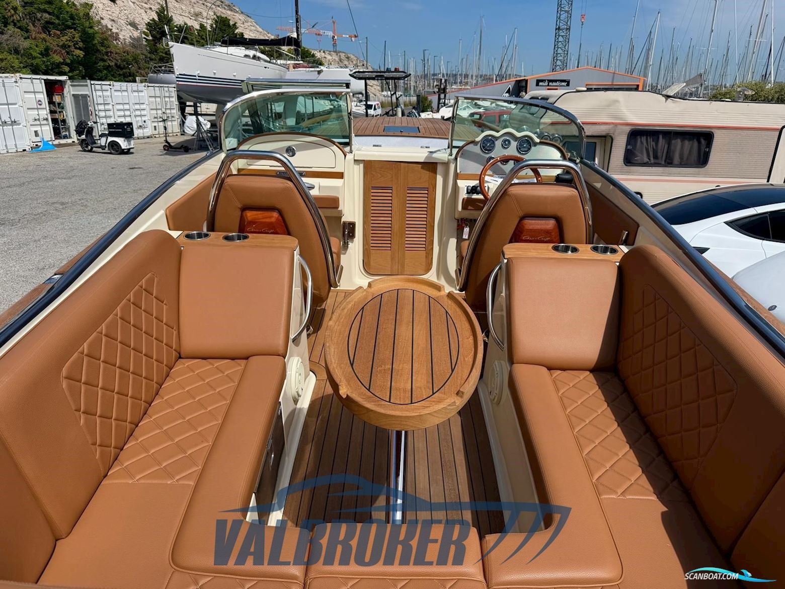 Chris Craft Corsair 27