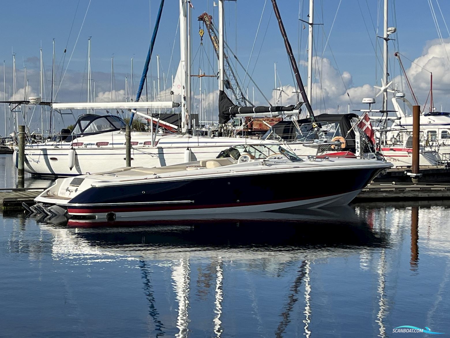 Chris Craft Corsair 28 Heritage Edition