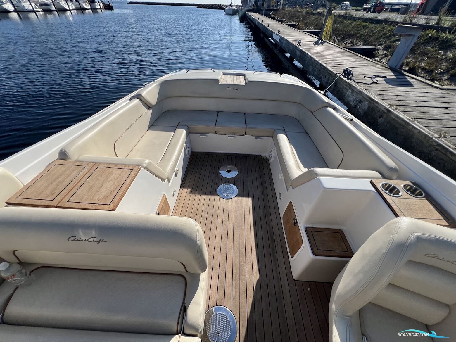 Chris Craft Corsair 28 Heritage Edition