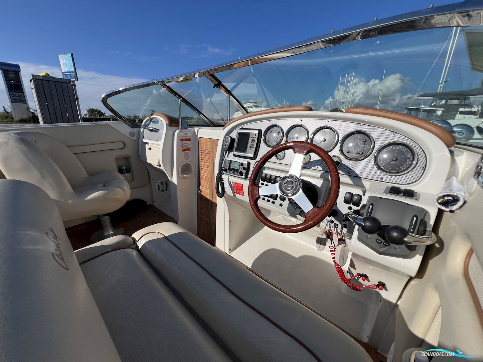 Chris Craft Corsair 28 Heritage Edition