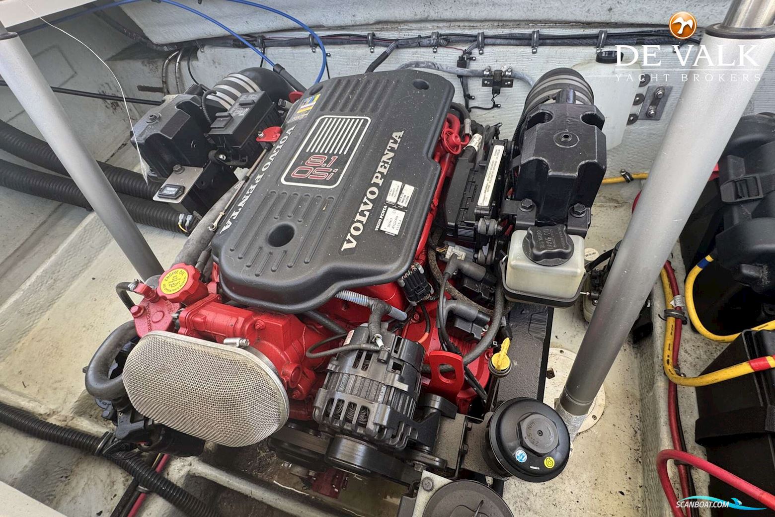 Chris-Craft Corsair 28