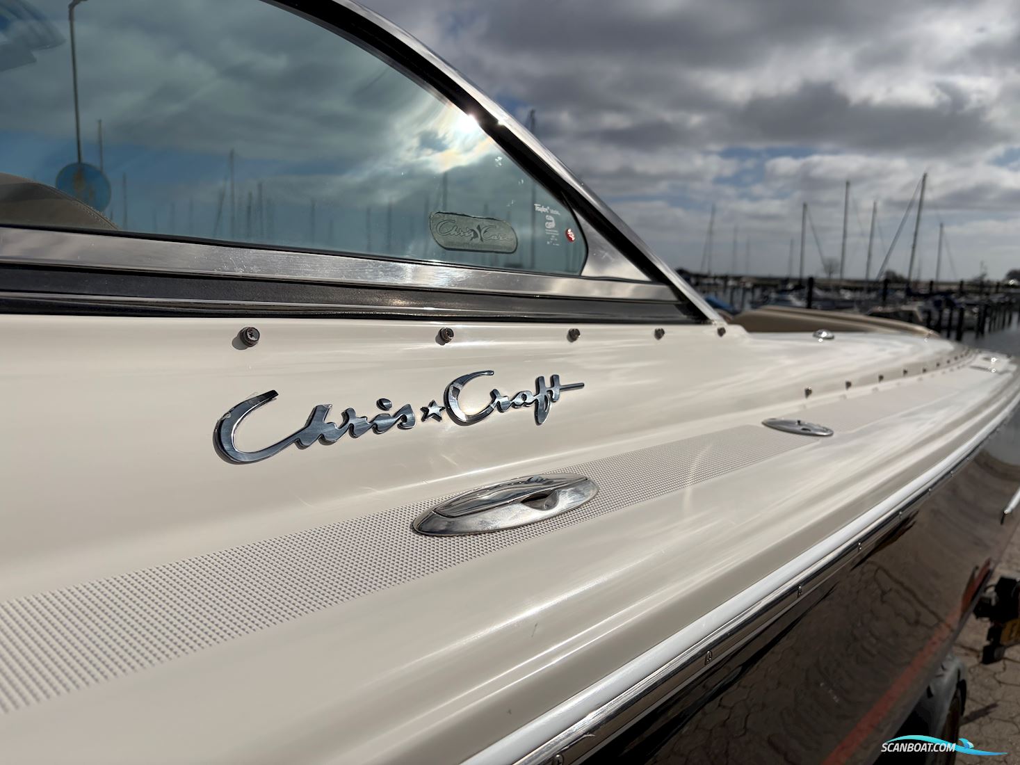 Chris Craft Launch 25