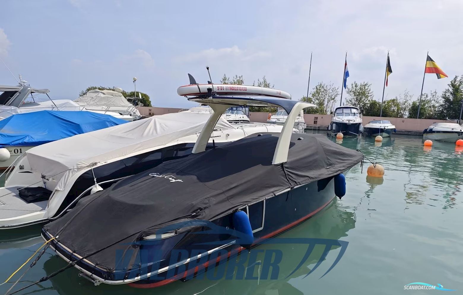 Chris Craft Launch 28 GT - Heritage Edition