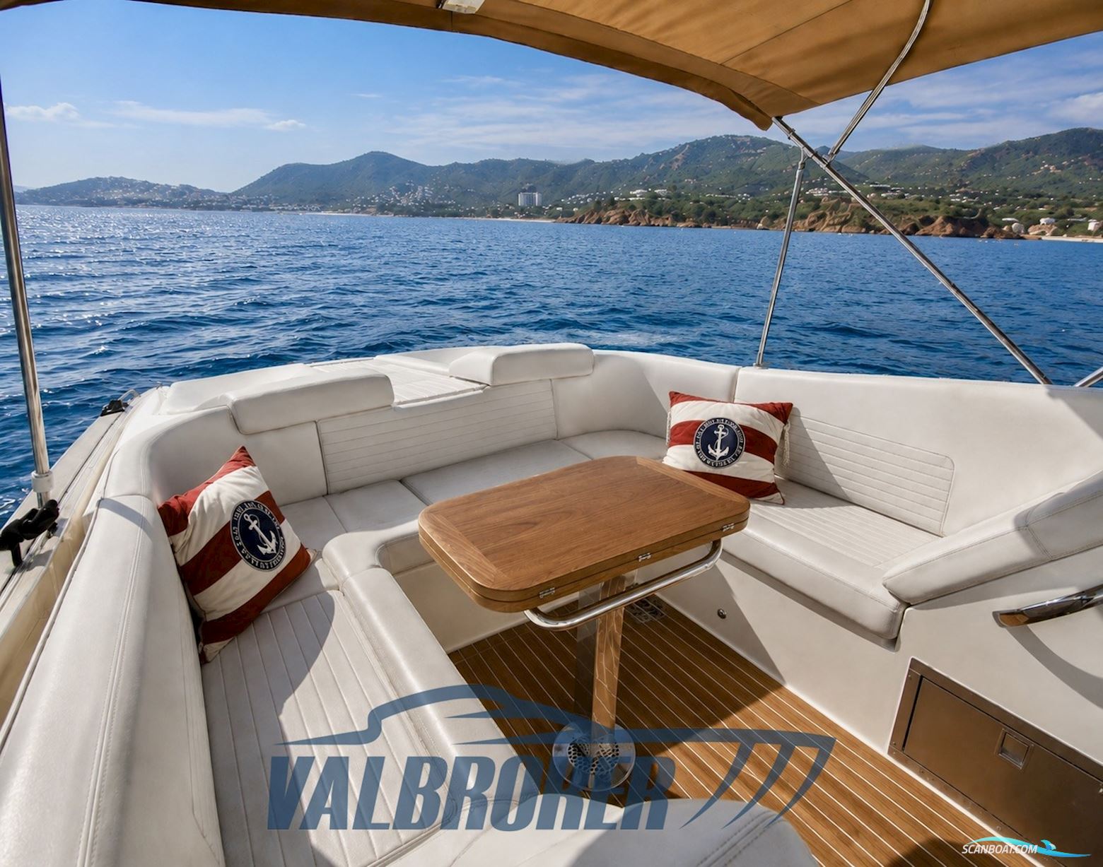 CHRIS CRAFT LAUNCH 32