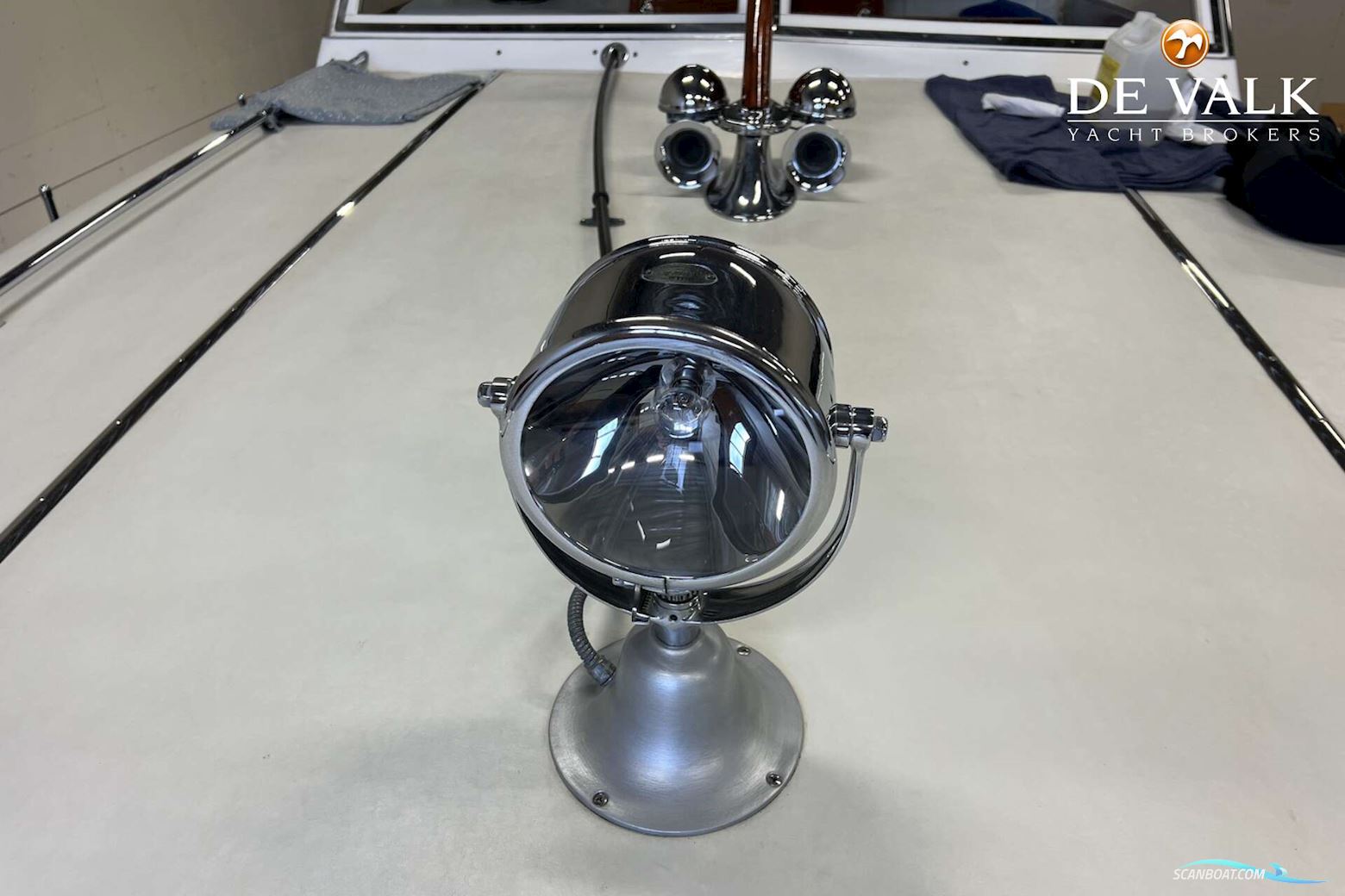 Chris-Craft Roamer Express Deluxe