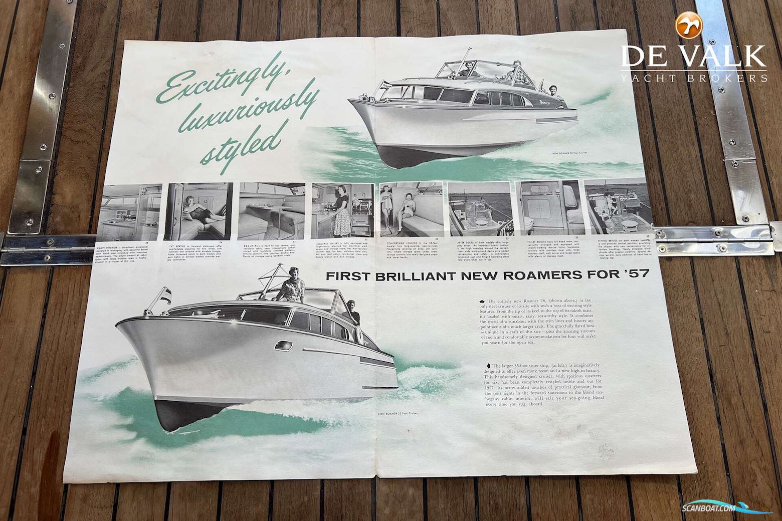 Chris-Craft Roamer Express Deluxe