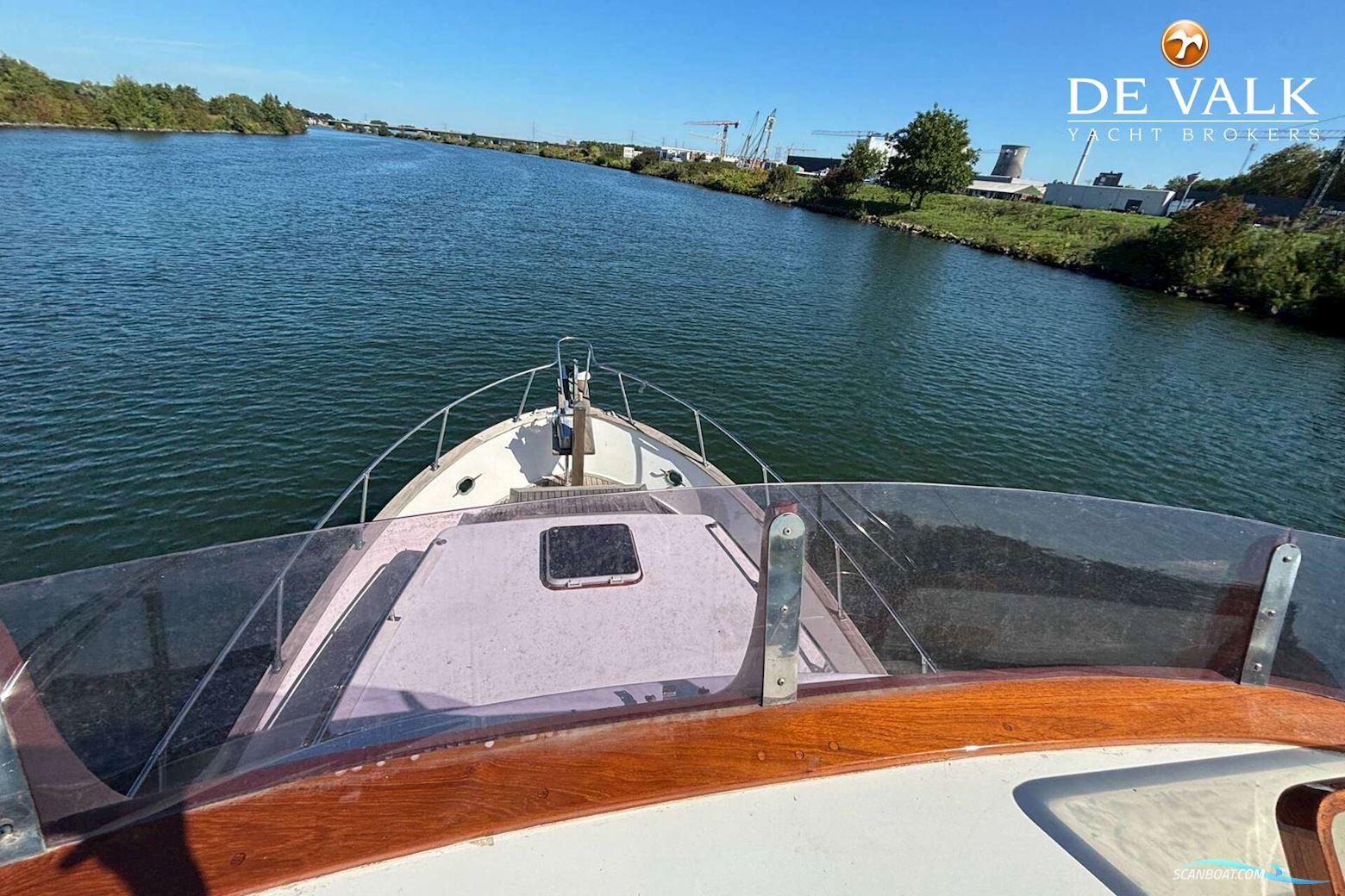 CHUNG HWA BOAT BUILDING TRAWLER 36 SEA SEDAN