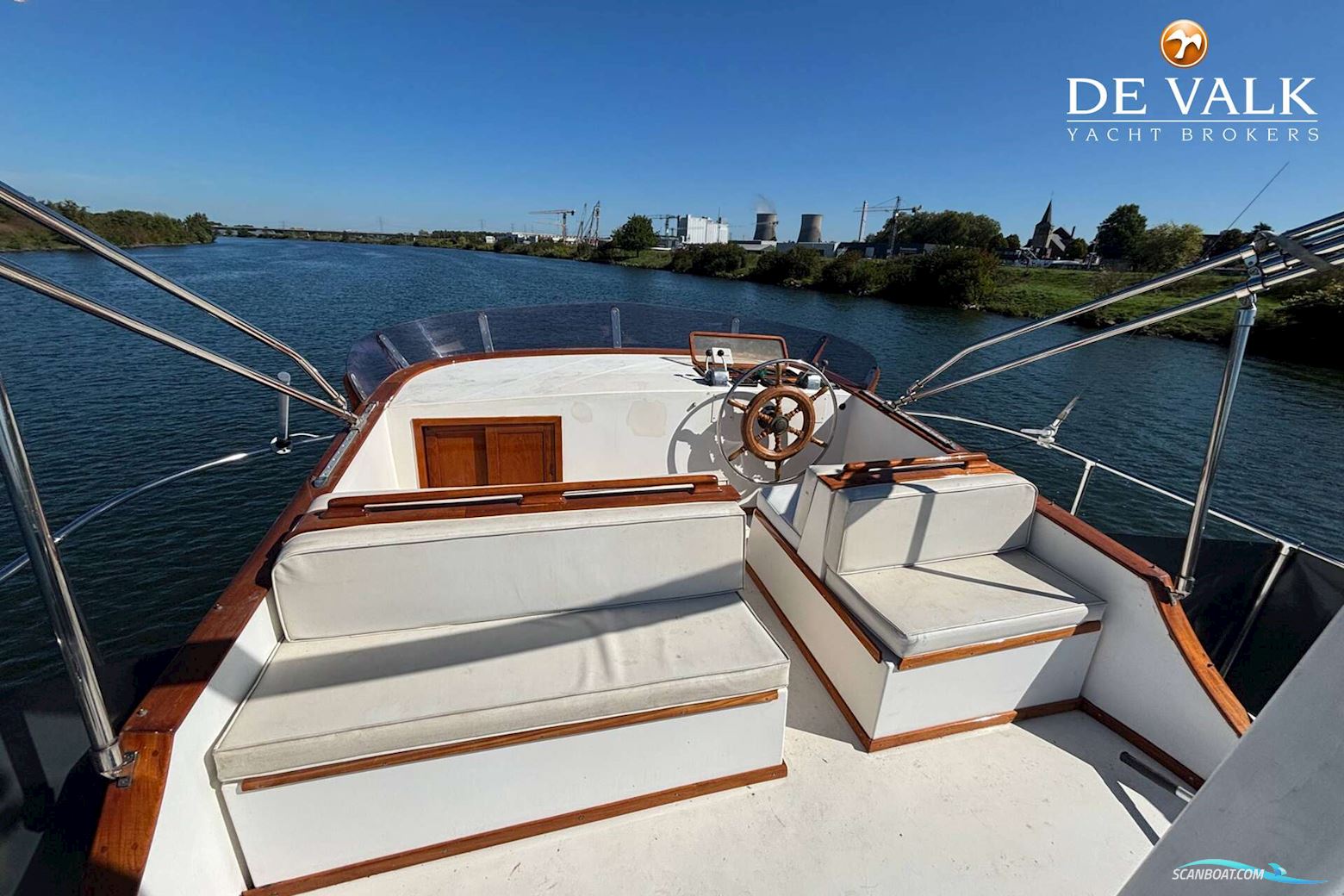 CHUNG HWA BOAT BUILDING TRAWLER 36 SEA SEDAN