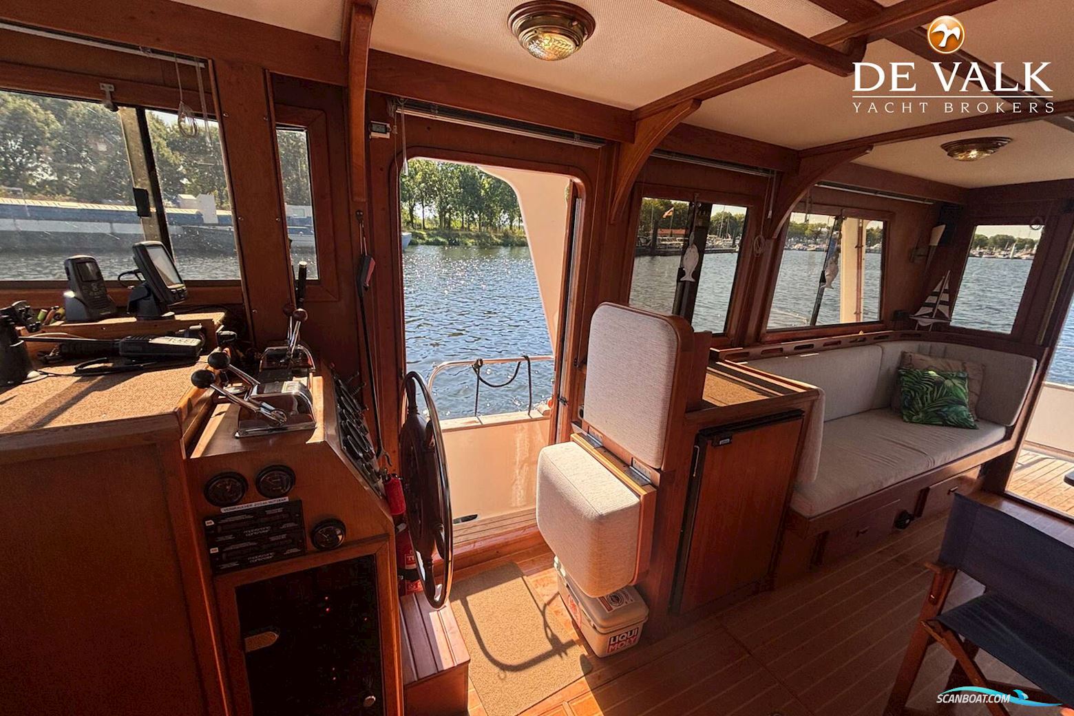 CHUNG HWA BOAT BUILDING TRAWLER 36 SEA SEDAN