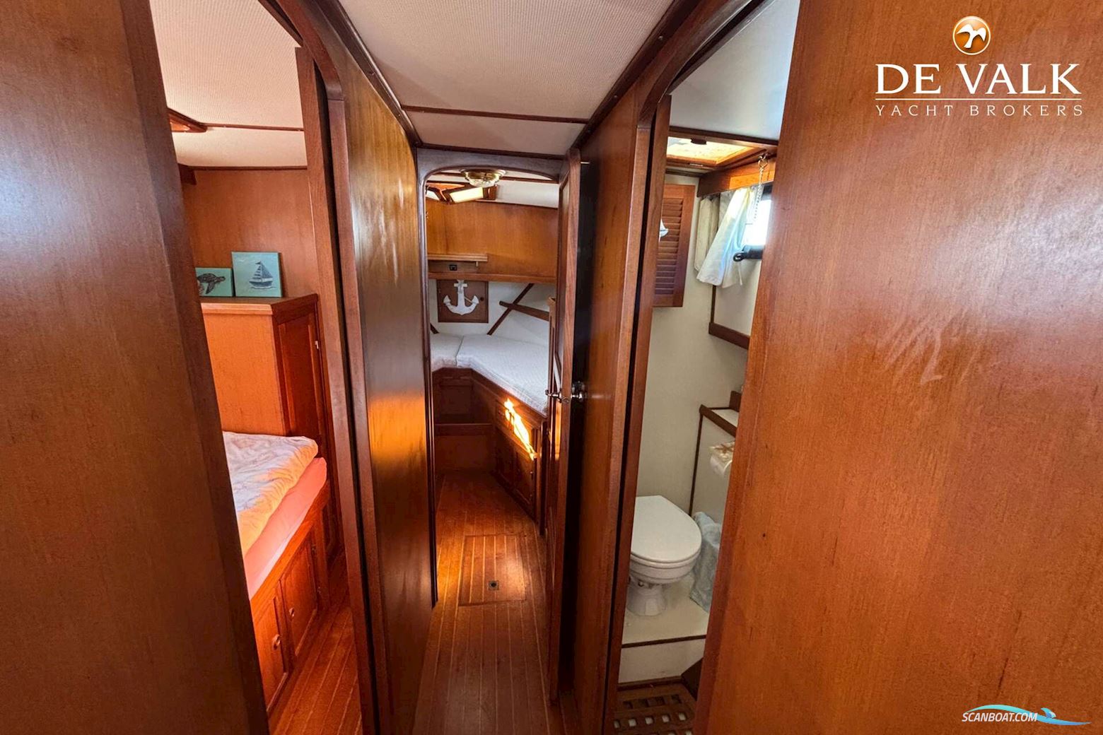 CHUNG HWA BOAT BUILDING TRAWLER 36 SEA SEDAN
