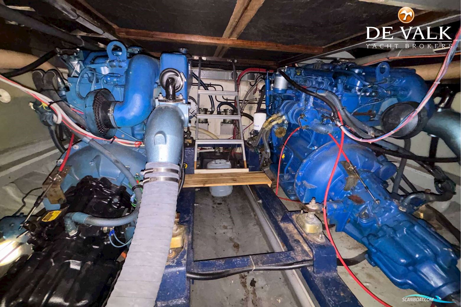 CHUNG HWA BOAT BUILDING TRAWLER 36 SEA SEDAN