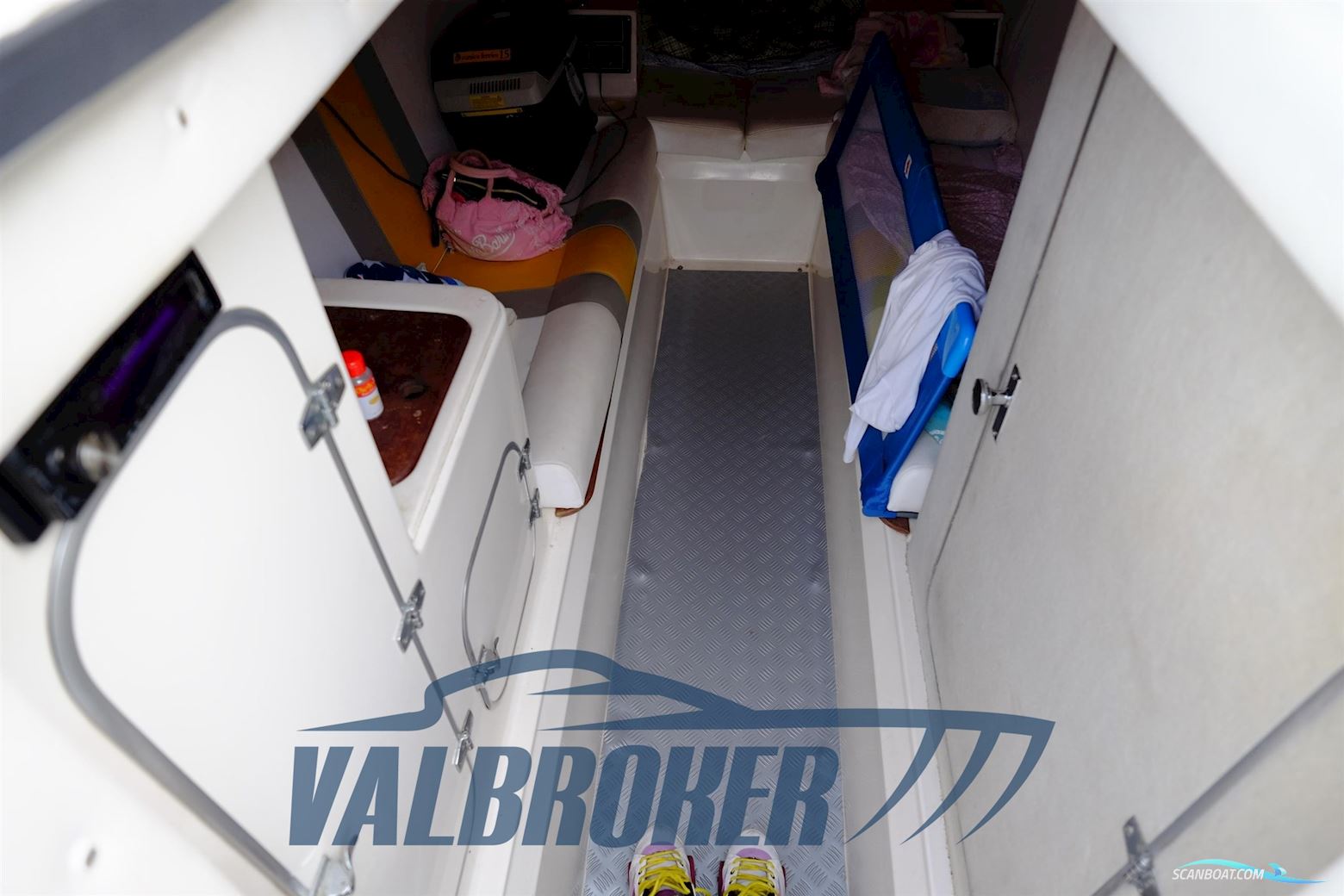 Cigarette R.T. 35' Cafe' Racer