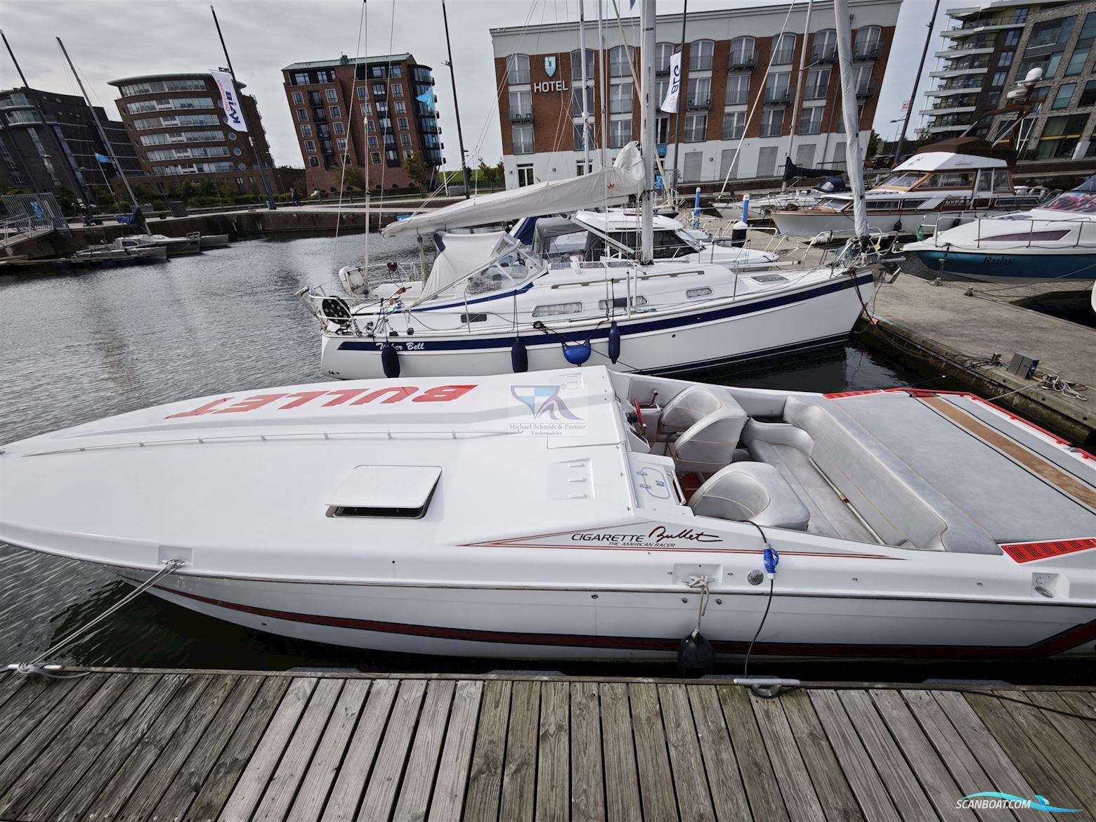 Cigarette R.T. Bullet 31