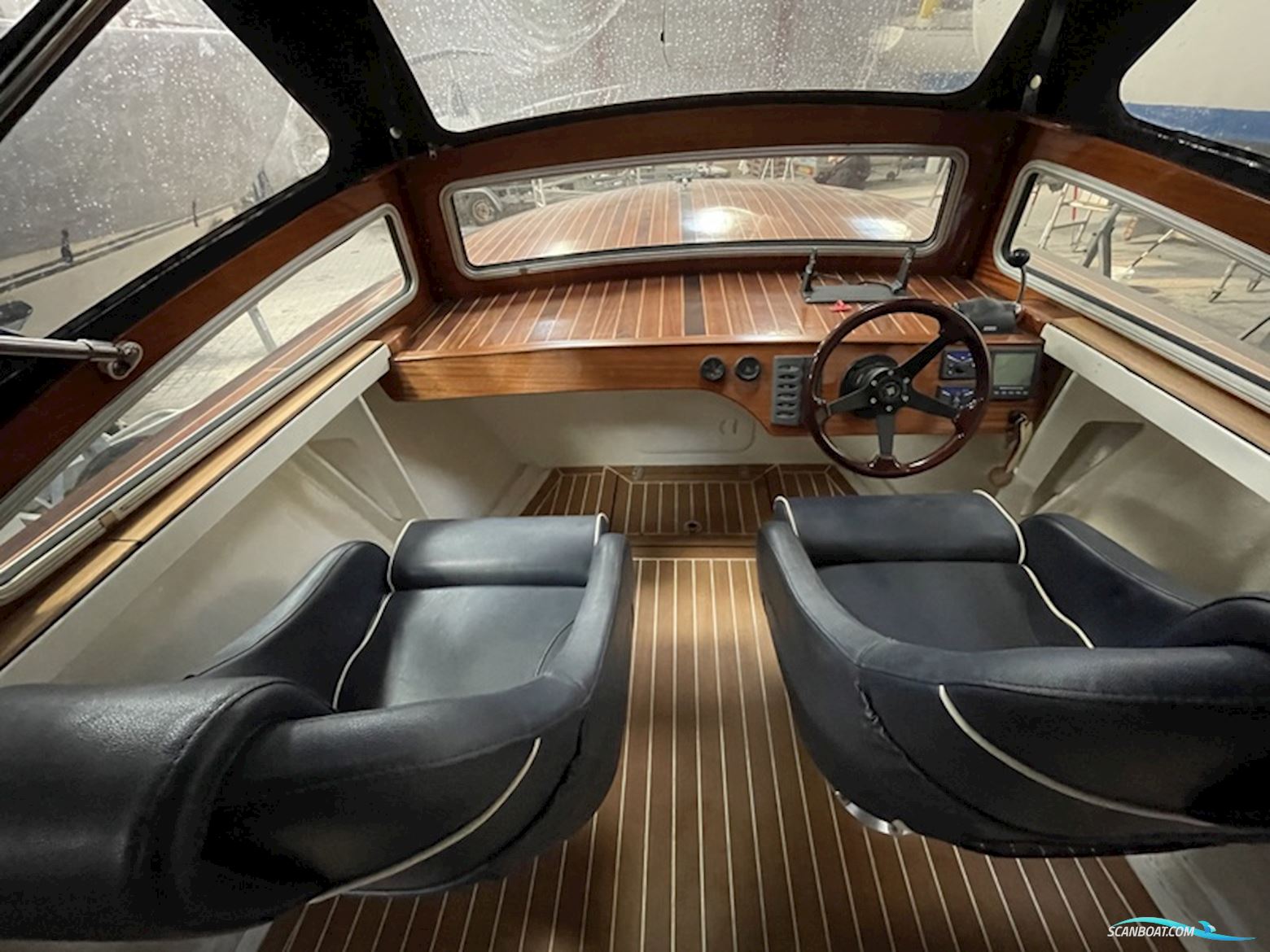 Classic Elegant Speedboat