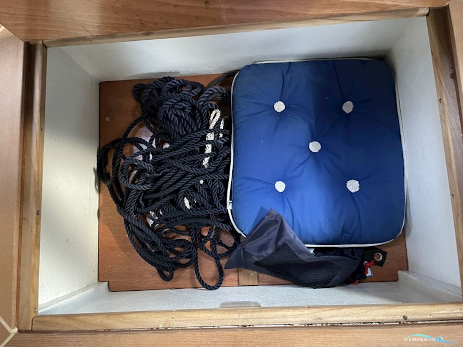 Classic Elegant Speedboat