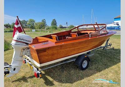 Classic Mahogany Daycruiser Motorboat 1965, with Johnson engine, Denmark