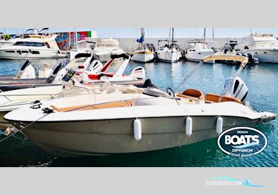 CLEAR Aquarius Open Motorboat 2021, with HONDA engine, France