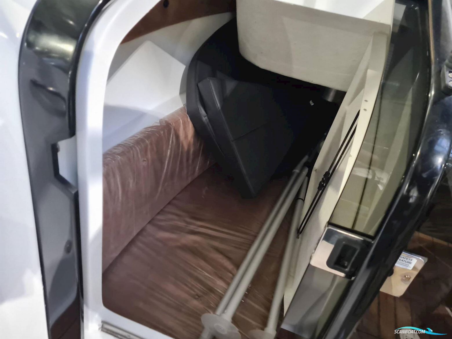 Coaster 600 BR m/100 HK Yamaha og Udstyr