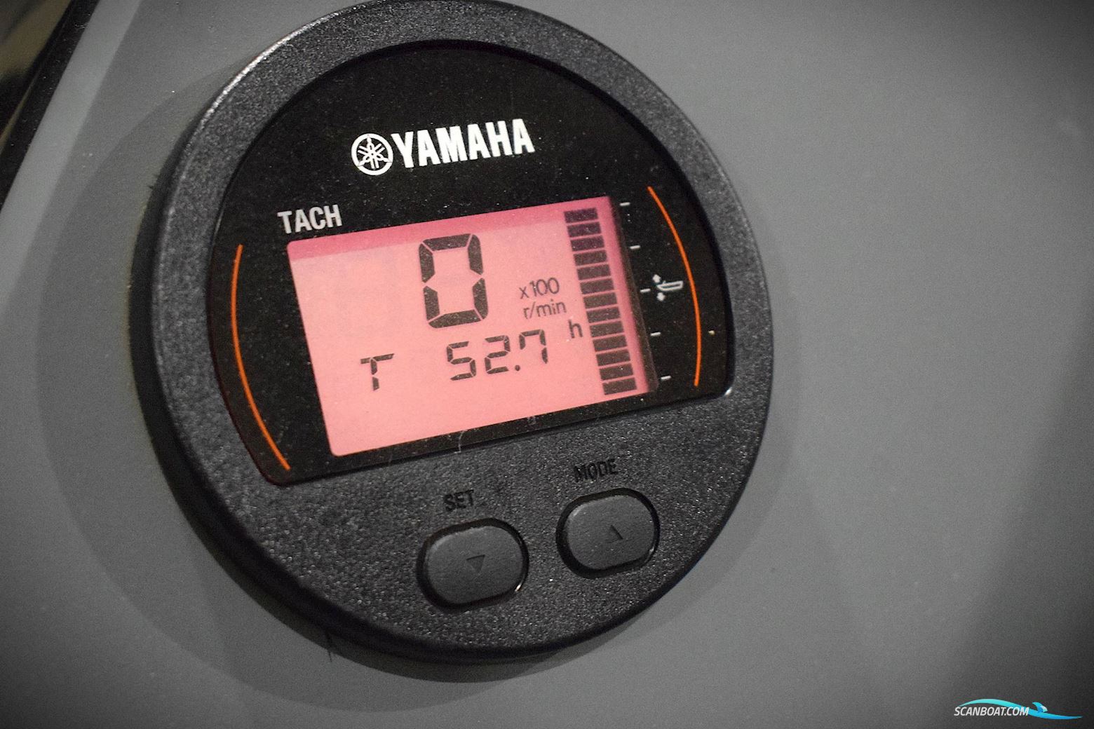 Coaster 600 BR m/100 HK Yamaha og Udstyr