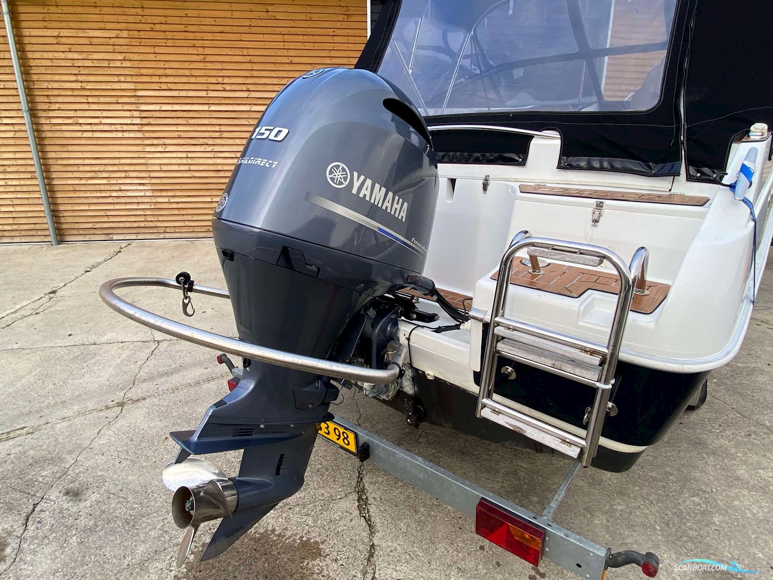 Coaster 600 BR med 150 HK Yamaha