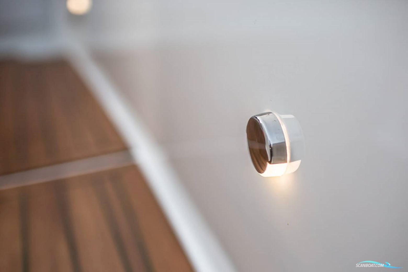 Coaster 640 SC - Yamaha F100